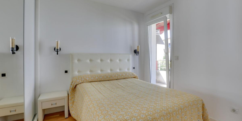 appartement à URRUGNE (64122)