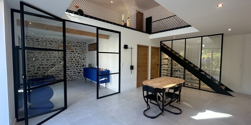 maison à PAU (64000)