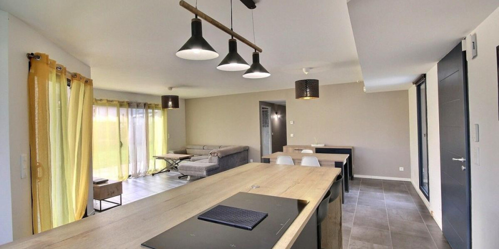 maison à SAUVAGNON (64230)