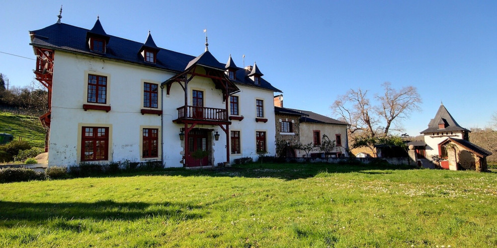 maison à JURANCON (64110)