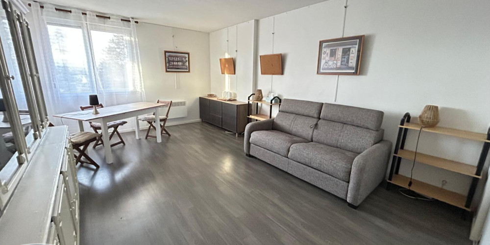 appartement à PAU (64000)