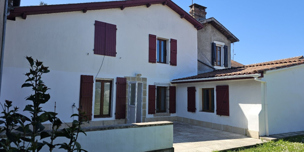 maison à BELLOCQ (64270)