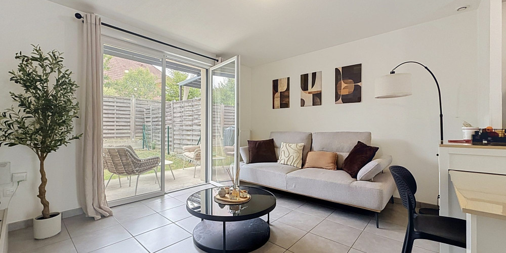 appartement à LONS (64140)