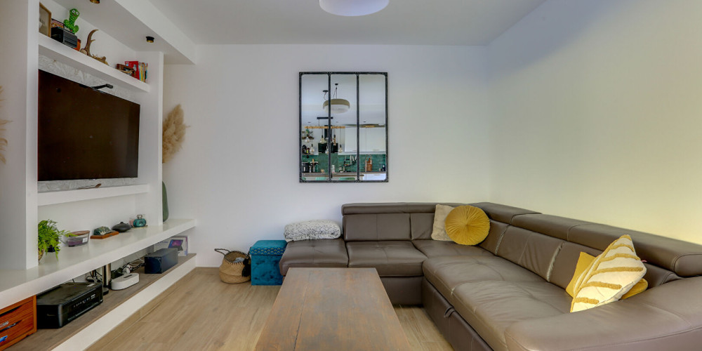 appartement à BASSUSSARRY (64200)