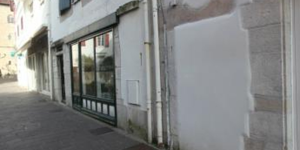 local commercial à ST JEAN DE LUZ (64500)