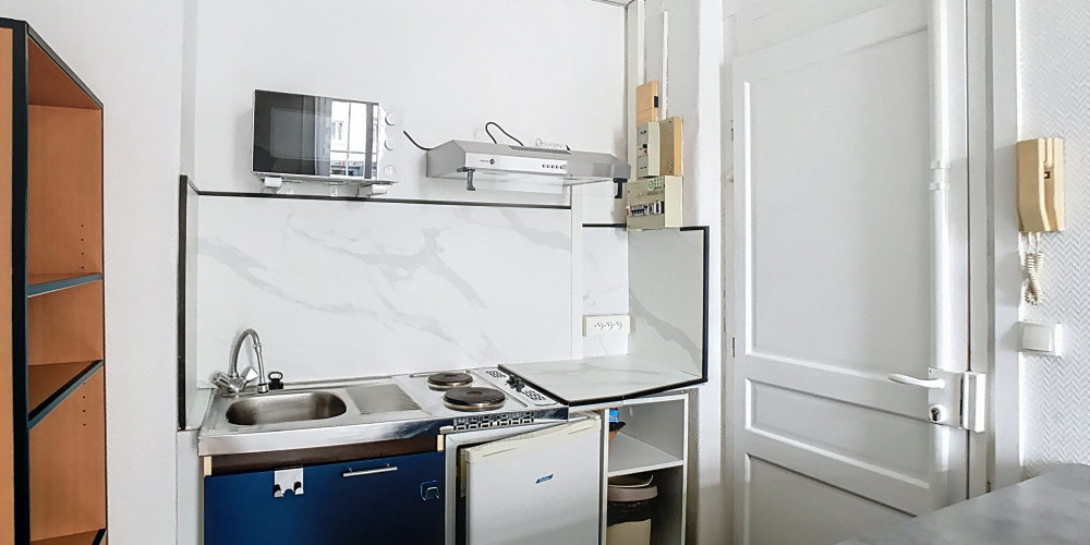appartement à PAU (64000)