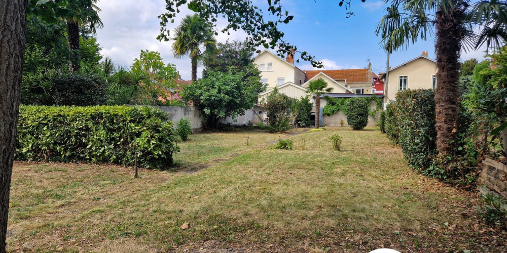 terrain à TARBES (65000)