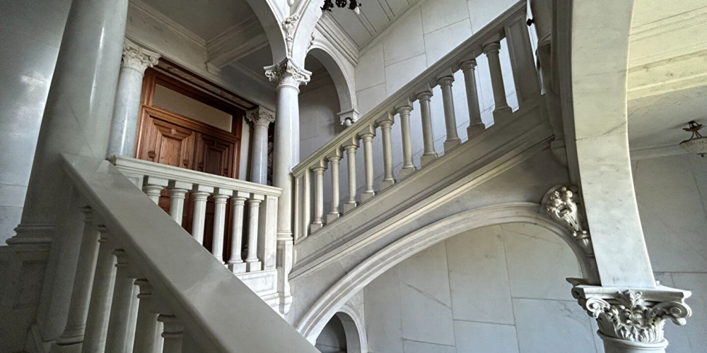 appartement à PAU (64000)