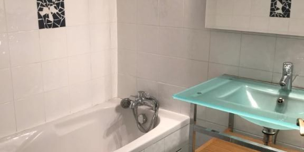 appartement à PAU (64000)