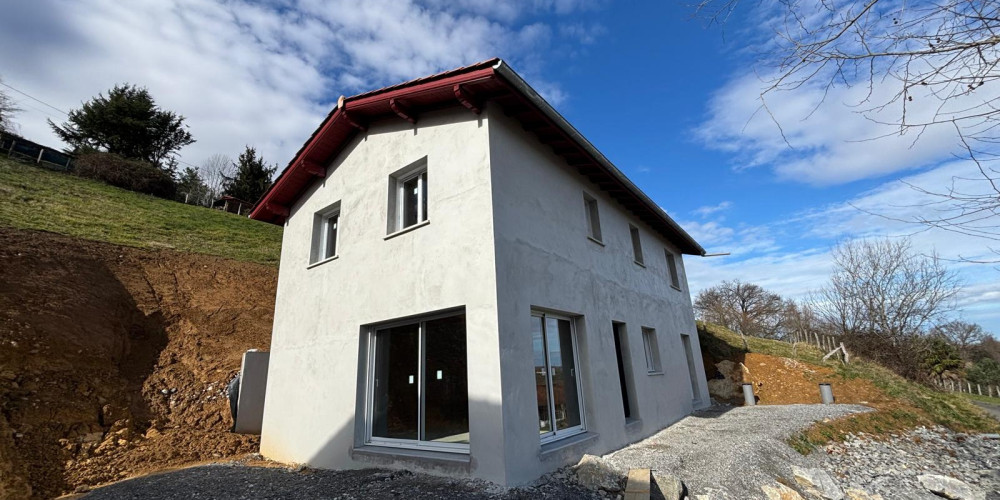 maison à ST PEE SUR NIVELLE (64310)