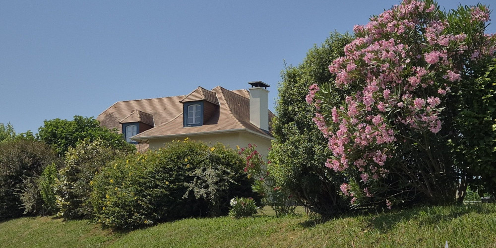 maison à ESPES UNDUREIN (64130)