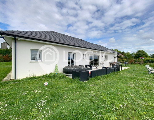 maison  THEZE