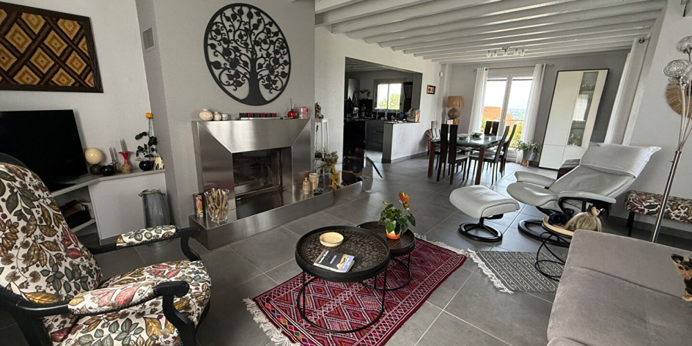 maison à PAU (64000)