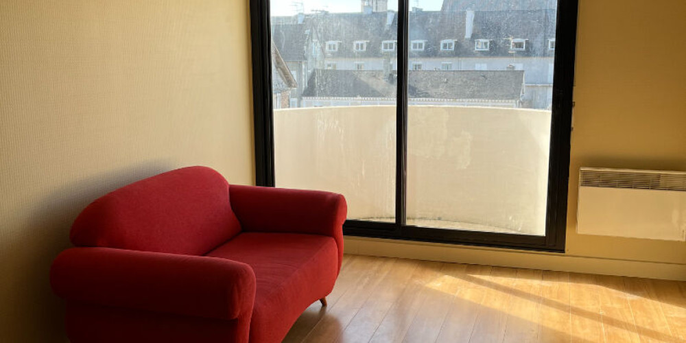 appartement à PAU (64000)