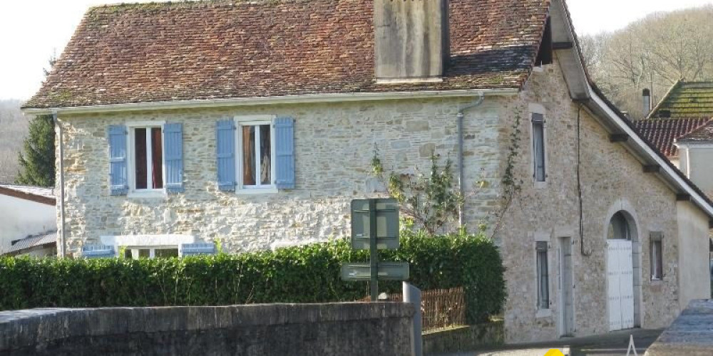 maison à L HOPITAL D ORION (64270)