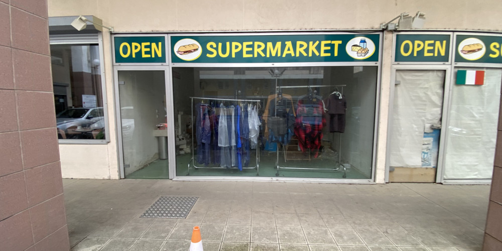 local commercial à LOURDES (65100)