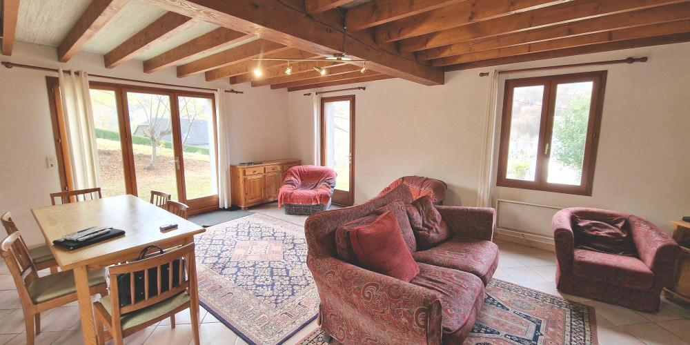 maison à CAMPAN (65710)