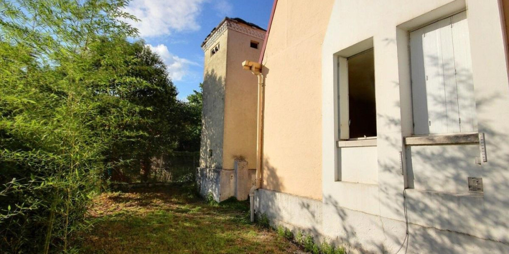 appartement à PAU (64000)