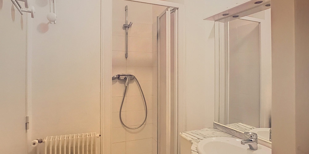 appartement à PAU (64000)