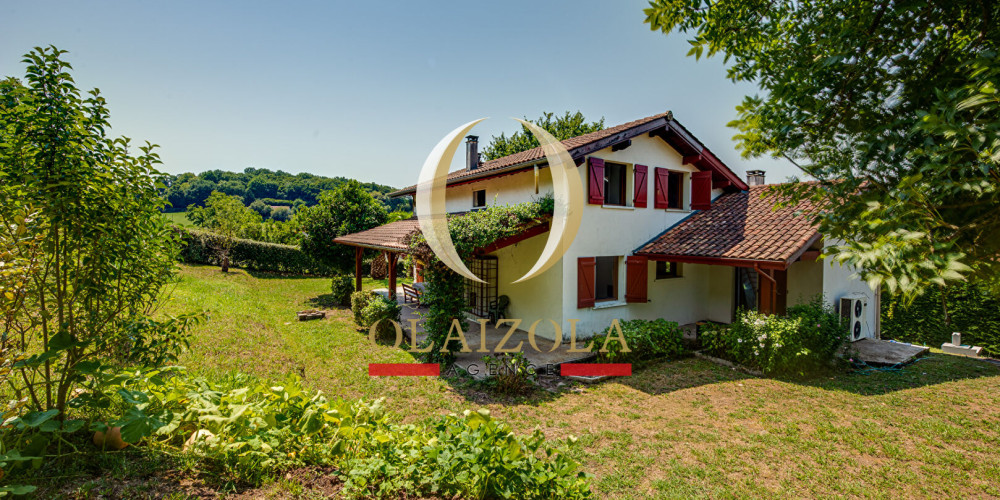maison à ST PEE SUR NIVELLE (64310)