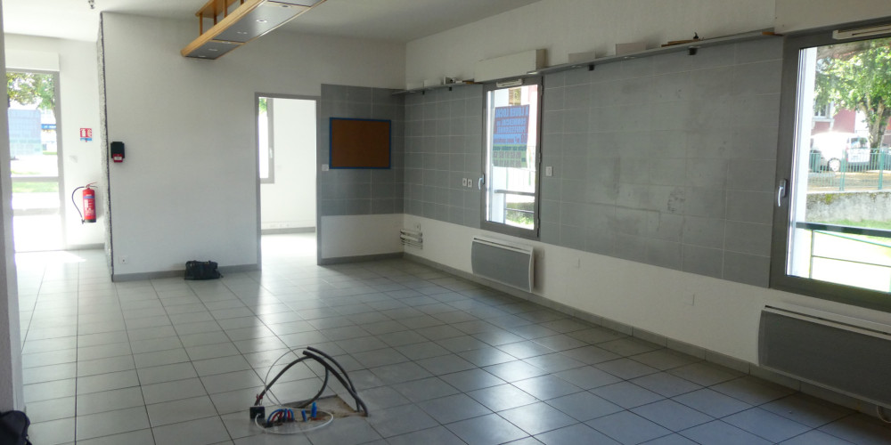 local commercial à LOURDES (65100)