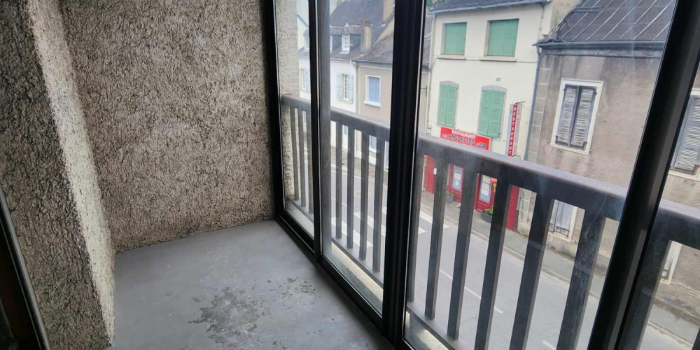 appartement à OLORON STE MARIE (64400)