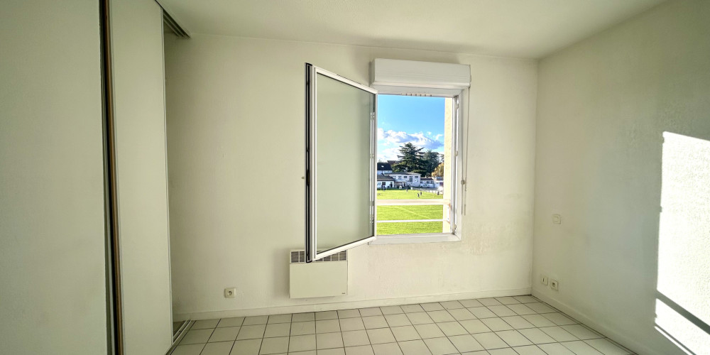 appartement à PAU (64000)