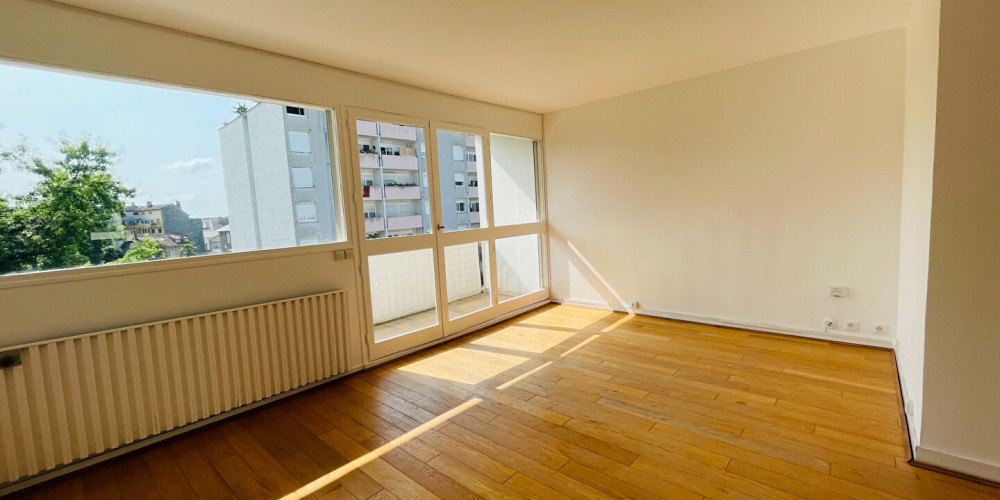 appartement à PAU (64000)