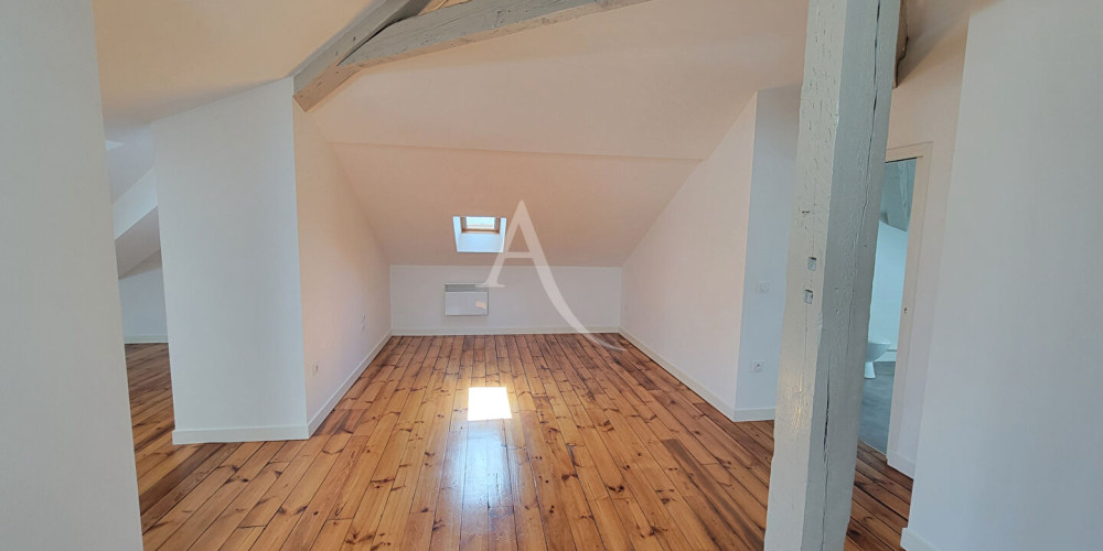 appartement à PAU (64000)