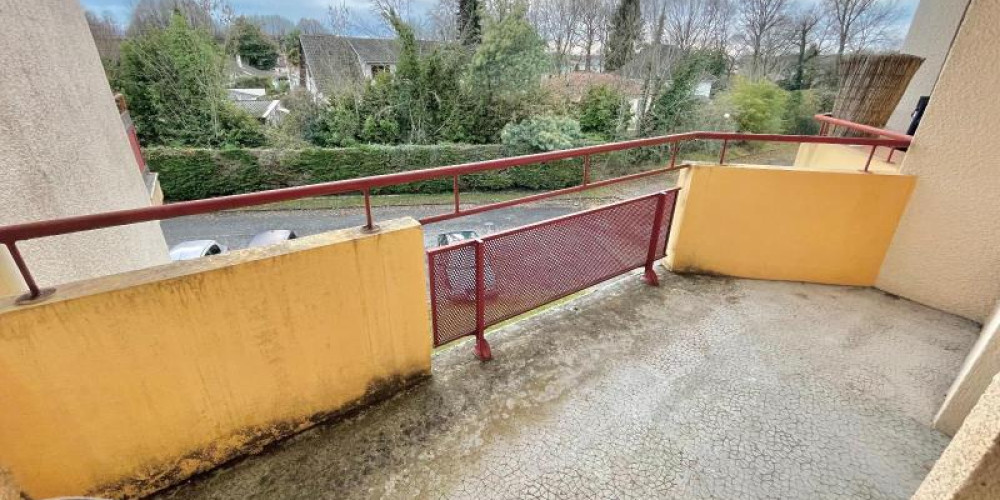 appartement à LONS (64140)