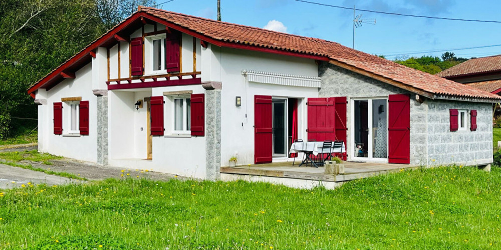 maison à URRUGNE (64122)
