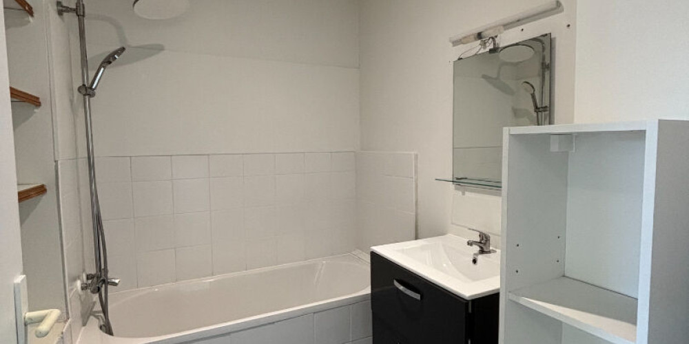 appartement à PAU (64000)