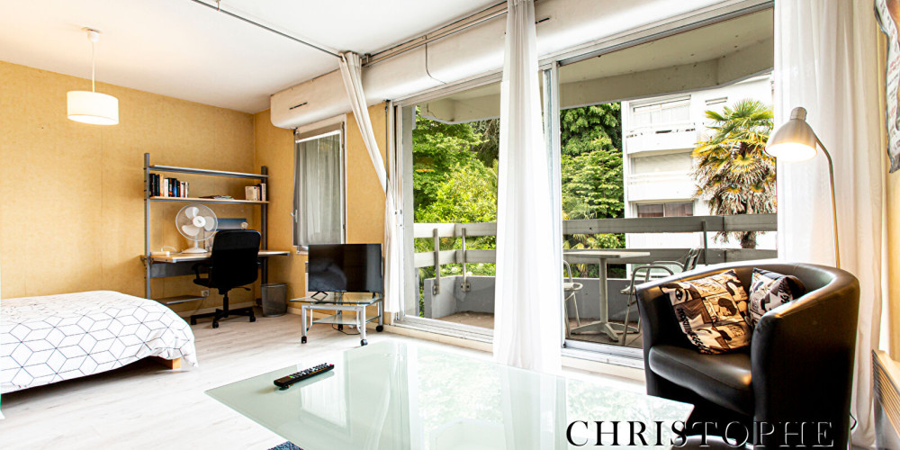 appartement à PAU (64000)