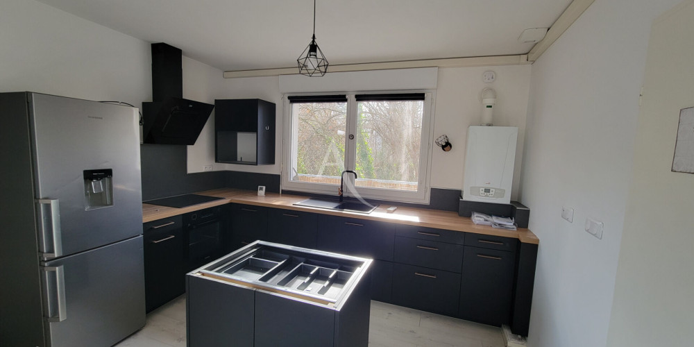 appartement à PAU (64000)