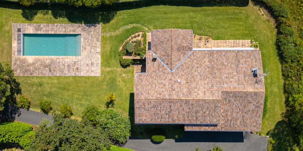 maison à BASSUSSARRY (64200)