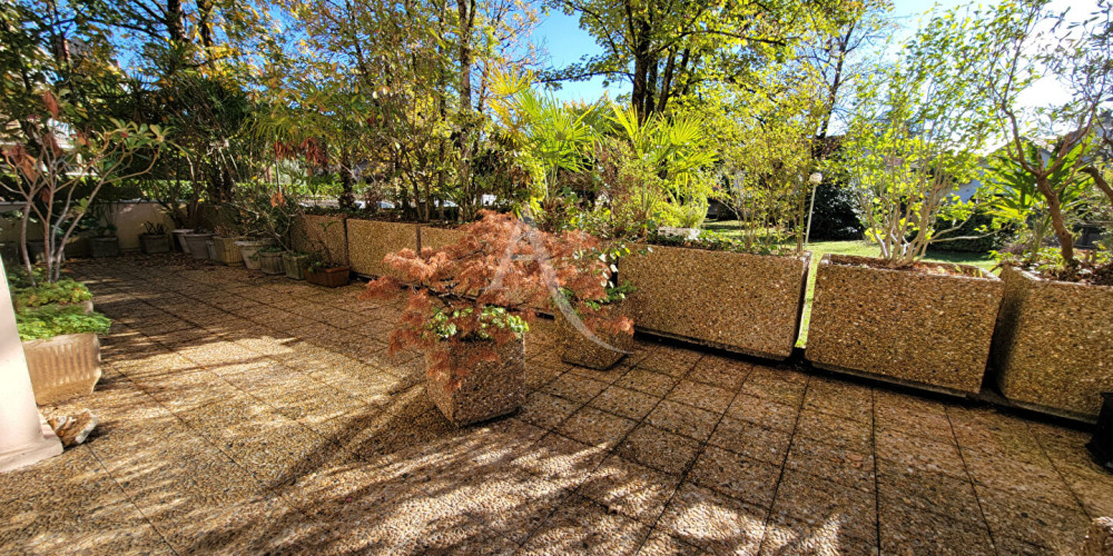 appartement à PAU (64000)