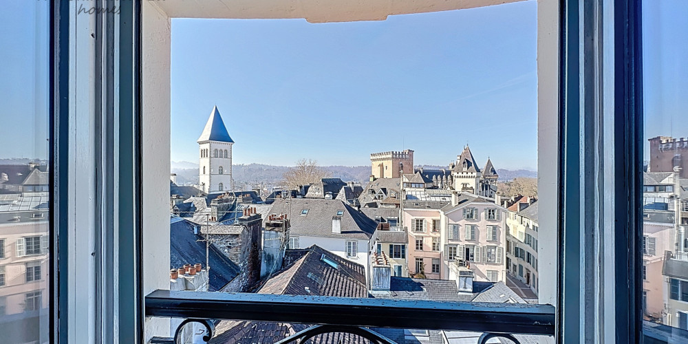 appartement à PAU (64000)
