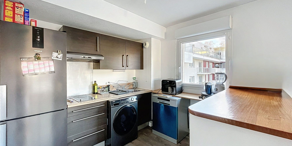 appartement à PAU (64000)