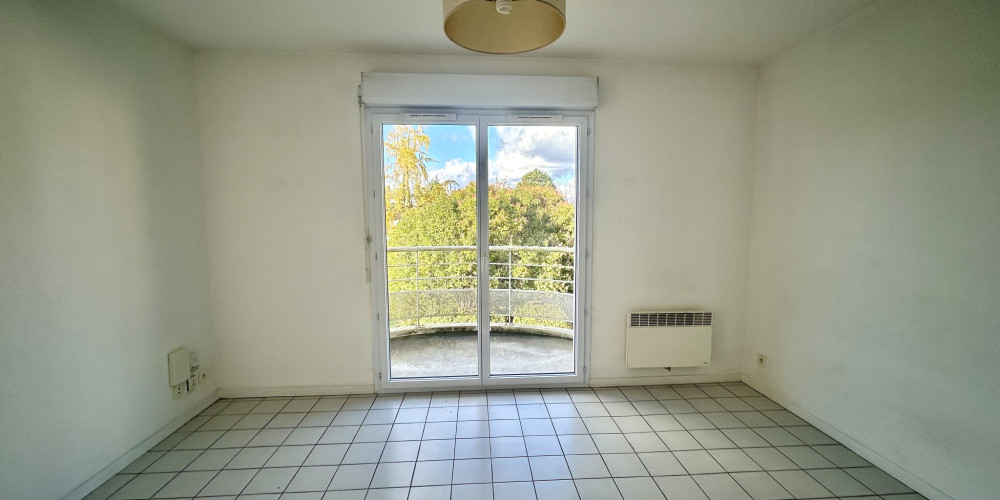 appartement à PAU (64000)