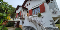 maison à PAU (64000)
