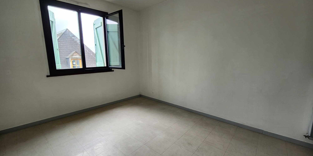 appartement à OLORON STE MARIE (64400)