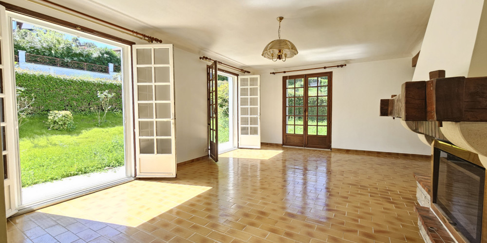 maison à MOUGUERRE (64990)