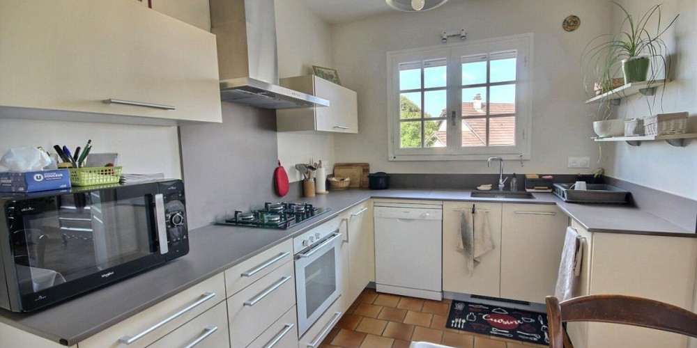 maison à BIRON (64300)