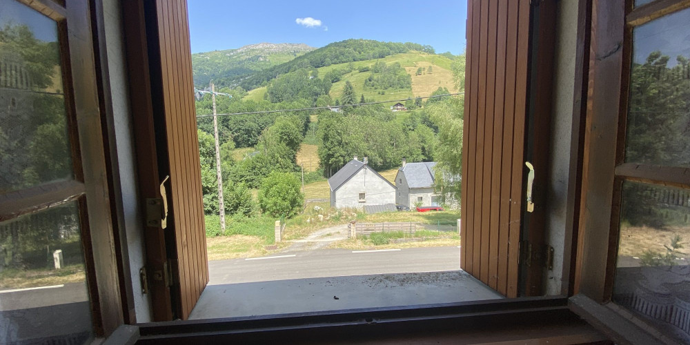 maison à CAMPAN (65710)