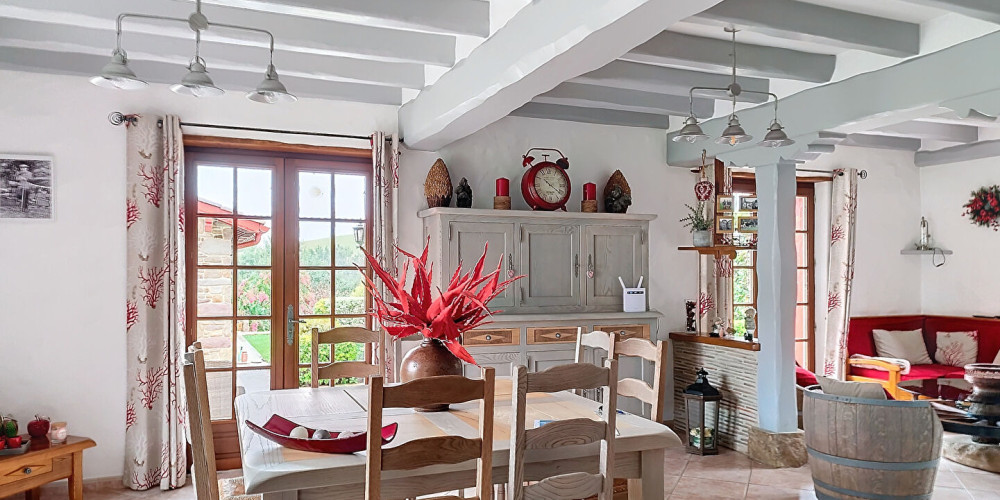 maison à ST PEE SUR NIVELLE (64310)