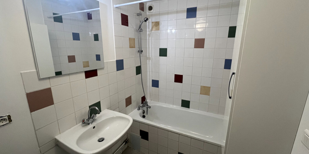 appartement à PAU (64000)