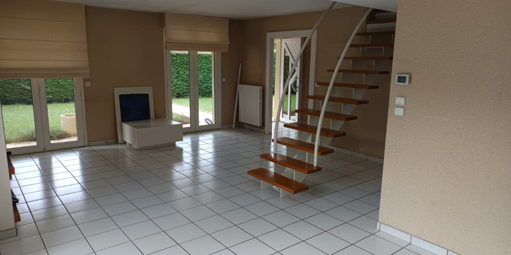 maison à LANNEMEZAN (65300)