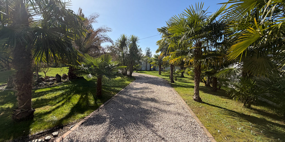 maison à ARTIGUELOUTAN (64420)