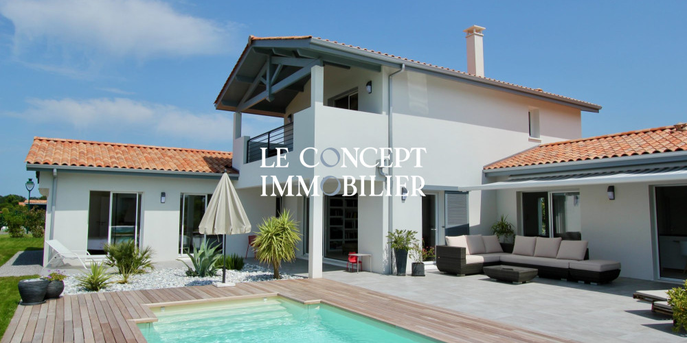 maison à BASSUSSARRY (64200)