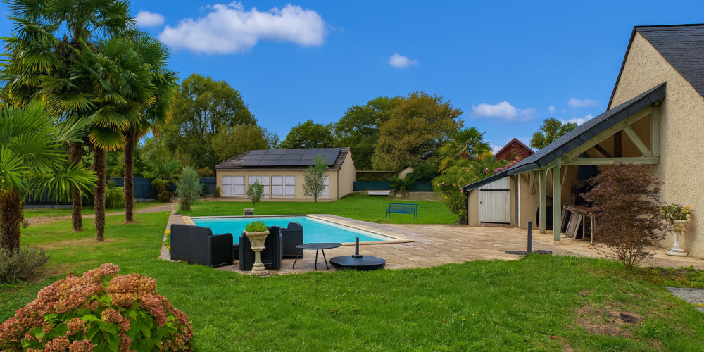 maison à PAU (64000)